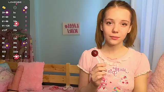 Snapshot of PrincessLittleKiki chatting on 2, 10, 2025 PrincessLittleKiki online show from 2, 10, 2025