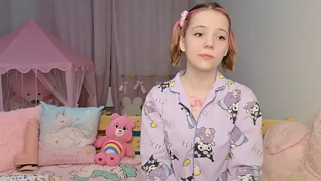 PrincessLittleKiki online show from 25, 4, 2026