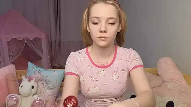 PrincessLittleKiki online show from 10, 2, 2026