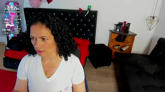 Aliciia cute1 online show from 18, 7, 2026