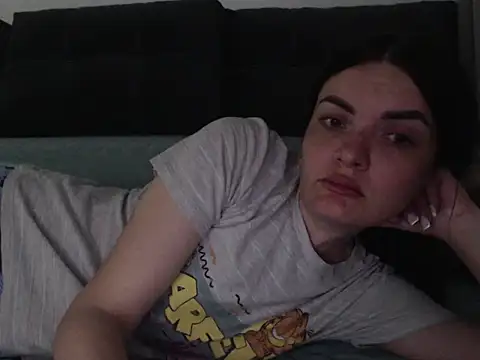  JustmeHere  online show from 11, 4, 2026