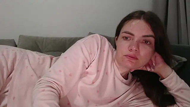  JustmeHere  online show from 6, 6, 2026