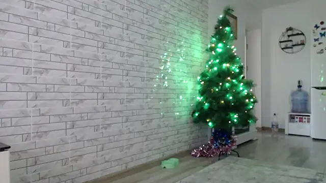  JustmeHere  online show from 13, 11, 2025