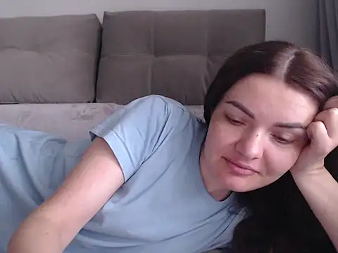  JustmeHere  online show from 10, 4, 2026