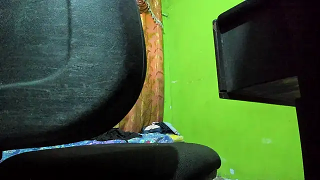 Snapshot of Brenda_Smith69 chatting on 17, 10, 2025 Brenda Smith69 online show from 17, 10, 2025