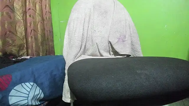 Snapshot of Brenda_Smith69 chatting on 20, 11, 2025 Brenda Smith69 online show from 20, 11, 2025