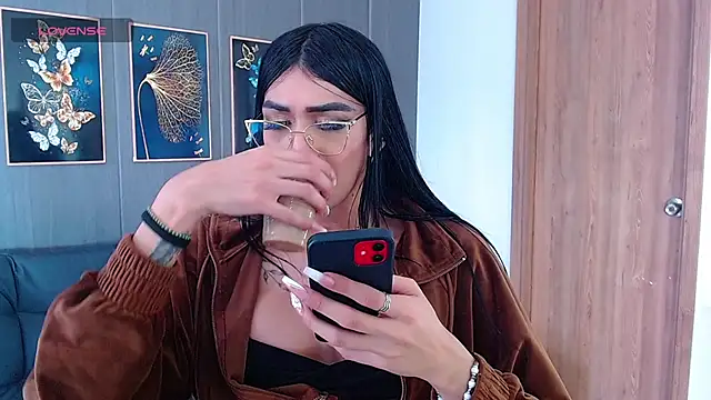 Snapshot of Evelynn_sex_ chatting on 11, 11, 2025 Evelynn sex online show from 11, 11, 2025