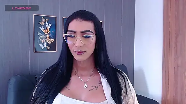 Snapshot of Evelynn_sex_ chatting on 27, 11, 2025 Evelynn sex online show from 27, 11, 2025