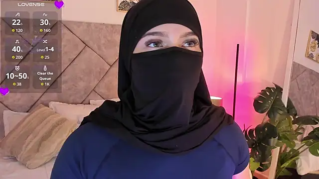 anna-henao online show from 13, 10, 2025