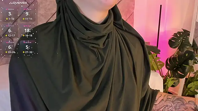 anna-henao online show from 10, 10, 2025