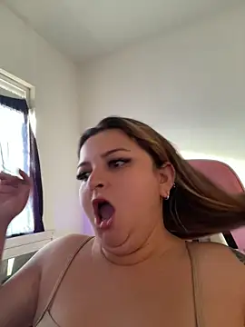 SweetPaige  online show from 23, 4, 2026
