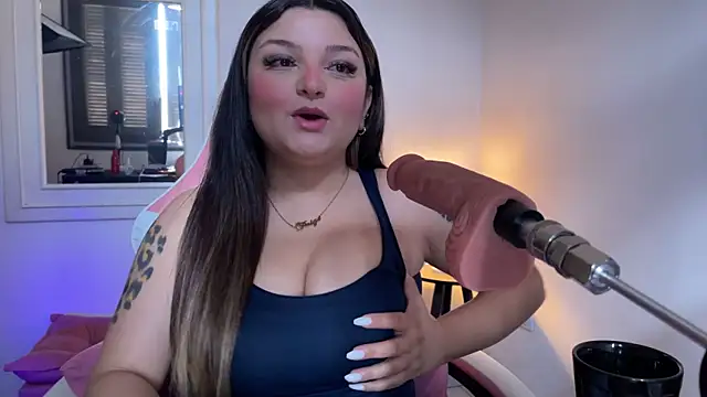 SweetPaige  online show from 11, 10, 2025