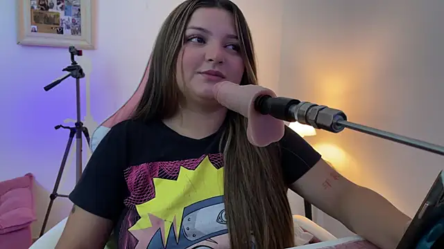 SweetPaige  online show from 5, 3, 2026