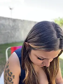 SweetPaige  online show from 10, 4, 2026