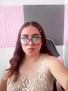 Snapshot of Celestte22 chatting on 14, 4, 2026 Celestte22 online show from 14, 4, 2026