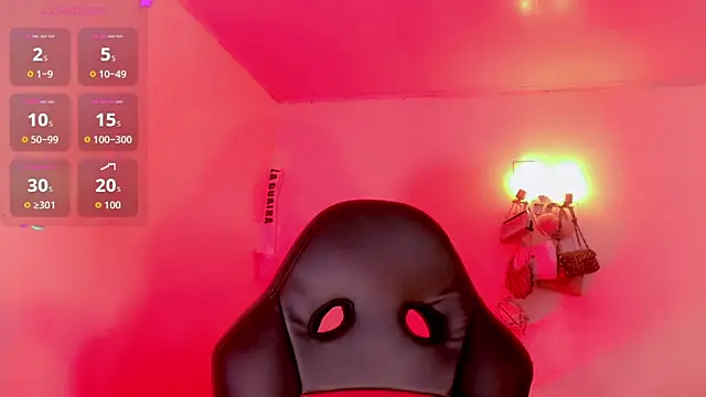 naomy  xx online show from 25, 2, 2026