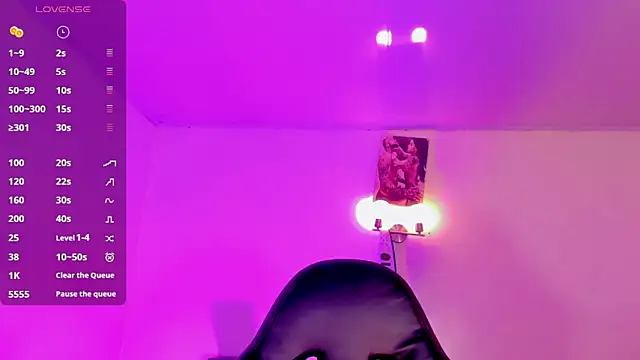 naomy  xx online show from 17, 12, 2025