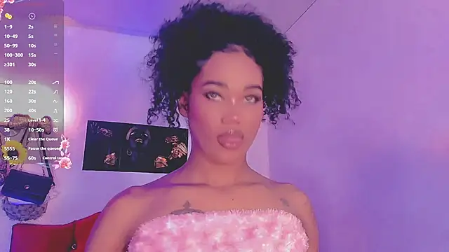 naomy  xx online show from 18, 7, 2026