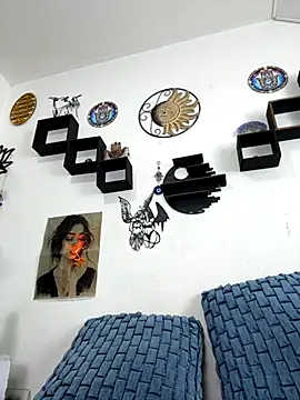 jamilaross online show from 2, 12, 2025