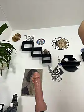 jamilaross online show from 14, 11, 2025