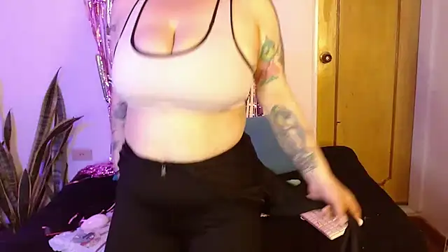 kittycatw online show from 15, 10, 2025