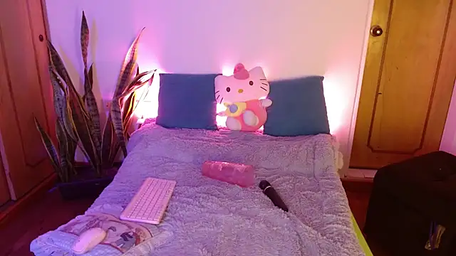 kittycatw online show from 13, 9, 2025