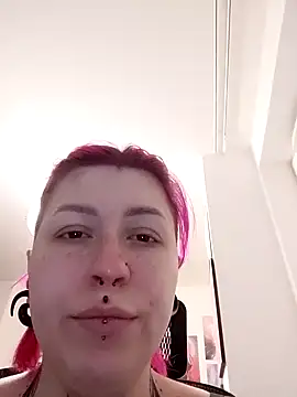 Snapshot of divine_eve chatting on 19, 3, 2025 divine eve online show from 19, 3, 2025
