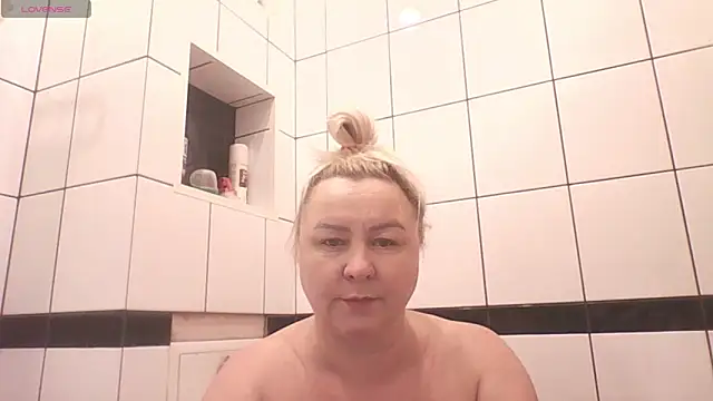 mira robinsonnn online show from 7, 5, 2026