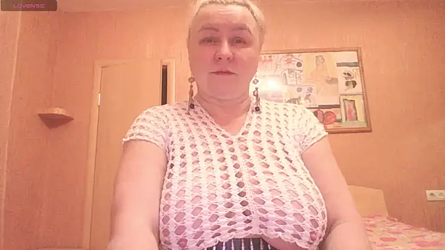 mira robinsonnn online show from 22, 3, 2026