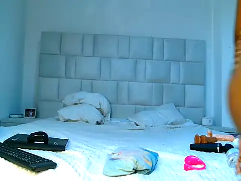 star gurl online show from 10, 1, 2026