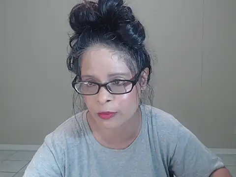 Snapshot of TaylorLove69 chatting on 9, 3, 2025 TaylorLove69 online show from 9, 3, 2025