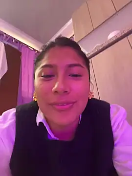 LinnaGardenia online show from 7, 2, 2026