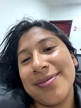 LinnaGardenia online show from 1, 10, 2025