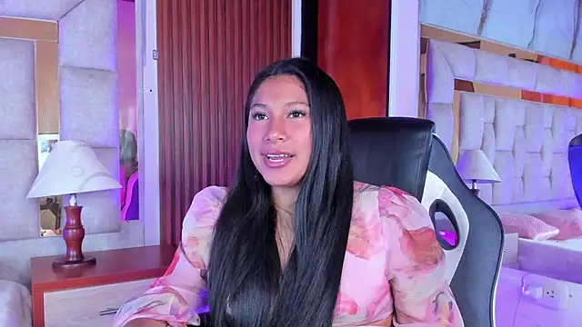 LinnaGardenia online show from 11, 1, 2026