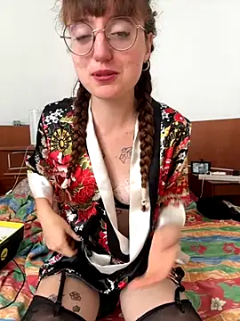  foxygirl  online show from 5, 10, 2025