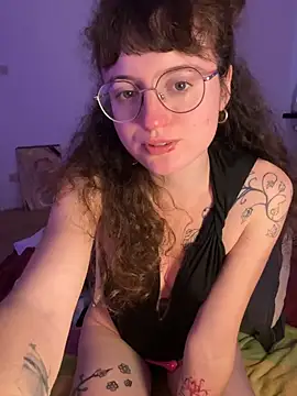 Snapshot of _foxygirl_ chatting on 10, 2, 2026 foxygirl online show from 10, 2, 2026