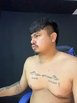 Snapshot of DickMasterfindom chatting on 9, 5, 2026 DickMasterfindom online show from 9, 5, 2026