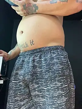 Snapshot of DickMasterfindom chatting on 1, 5, 2026 DickMasterfindom online show from 1, 5, 2026