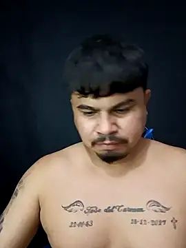 Snapshot of DickMasterfindom chatting on 4, 5, 2026 DickMasterfindom online show from 4, 5, 2026