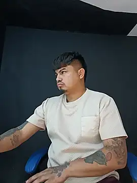 Snapshot of DickMasterfindom chatting on 24, 5, 2026 DickMasterfindom online show from 24, 5, 2026