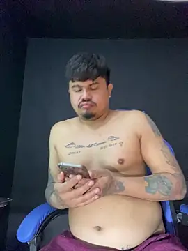 Snapshot of DickMasterfindom chatting on 11, 5, 2026 DickMasterfindom online show from 11, 5, 2026