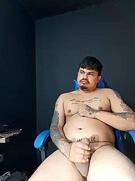 Snapshot of DickMasterfindom chatting on 12, 5, 2026 DickMasterfindom online show from 12, 5, 2026