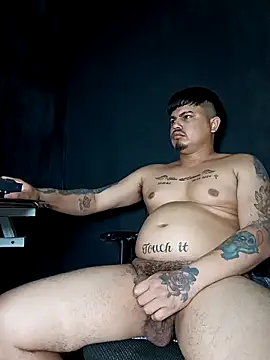 Snapshot of DickMasterfindom chatting on 30, 11, 2025 DickMasterfindom online show from 30, 11, 2025