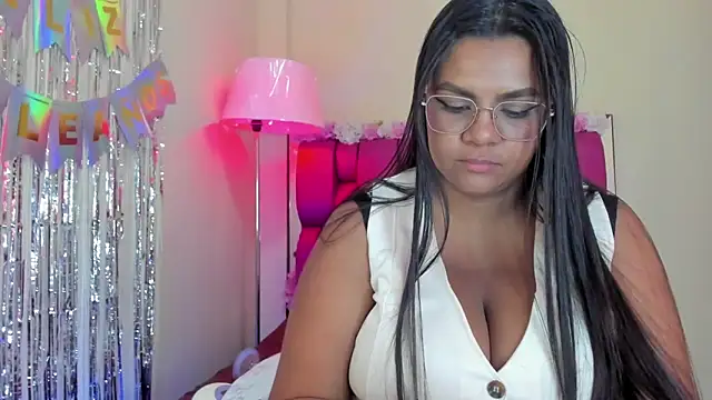 Gabriela Brown online show from 6, 12, 2024