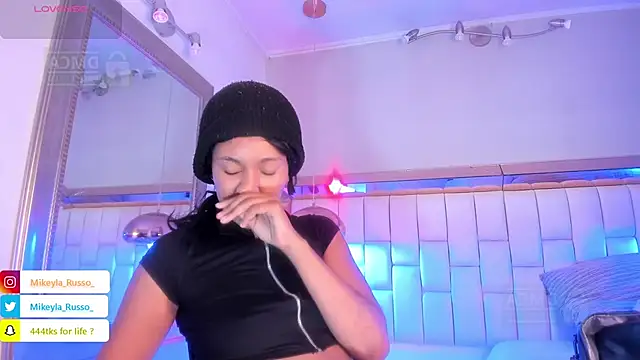 Mikeyla-Russo online show from 18, 9, 2025