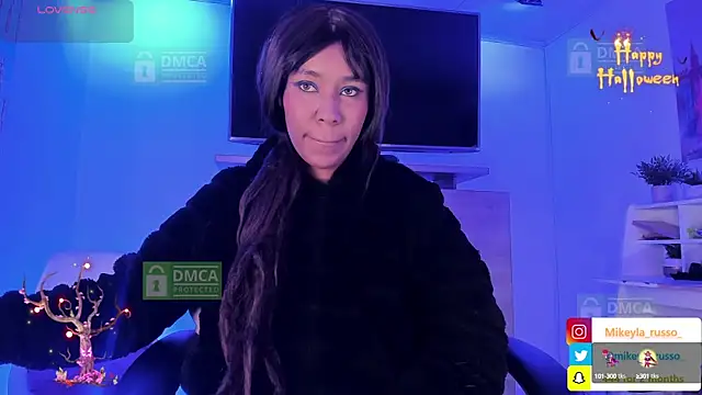 Mikeyla-Russo online show from 6, 10, 2025