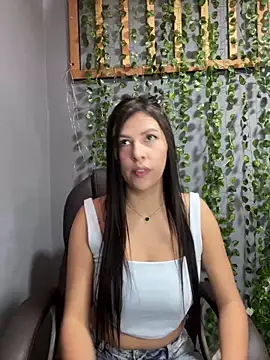 Snapshot of Alanna_atm_ chatting on 11, 3, 2025 Alanna atm online show from 11, 3, 2025