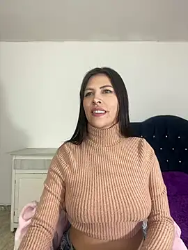 Snapshot of Alanna_atm_ chatting on 23, 3, 2025 Alanna atm online show from 23, 3, 2025