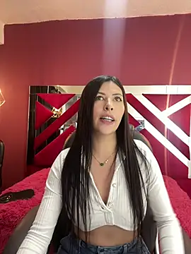 Snapshot of Alanna_atm_ chatting on 6, 3, 2025 Alanna atm online show from 6, 3, 2025