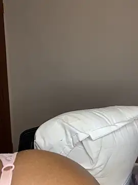 Snapshot of chocogirl01 chatting on 20, 1, 2025 chocogirl01 online show from 20, 1, 2025